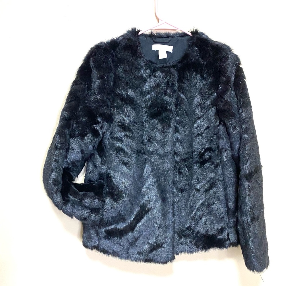 H&M Vegan Faux Fur Jacket with snap closure, side pockets